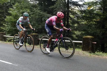 Lennard Kämna a Daniel Martínez