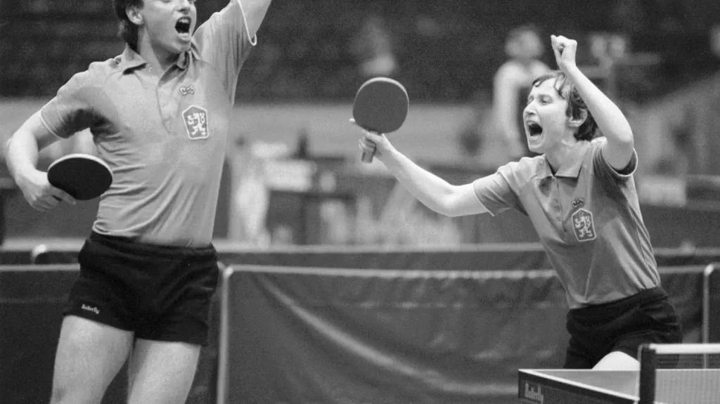 Jindřich Panský a Marie Hrachová slaví vítězství na ME 1986
