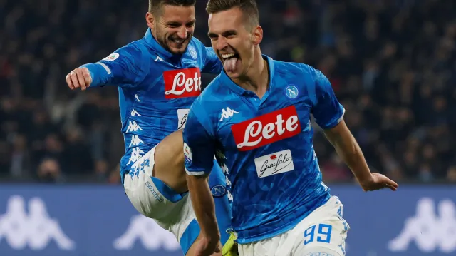 Neapol v závěru urvala vítězství nad Boloňou