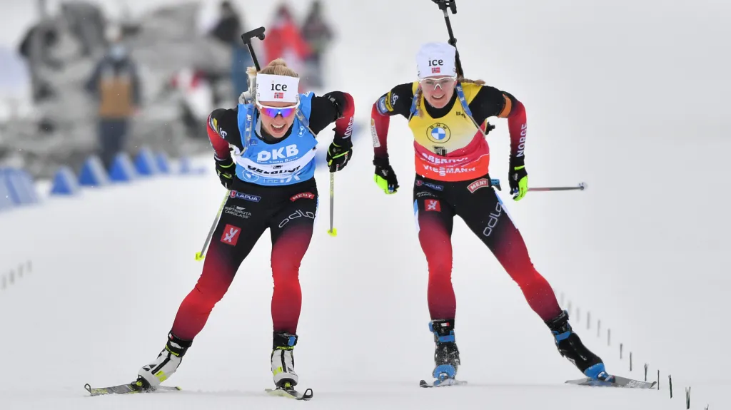 Finiš v podání norské dvojice Eckhoffová - Roeiselandová