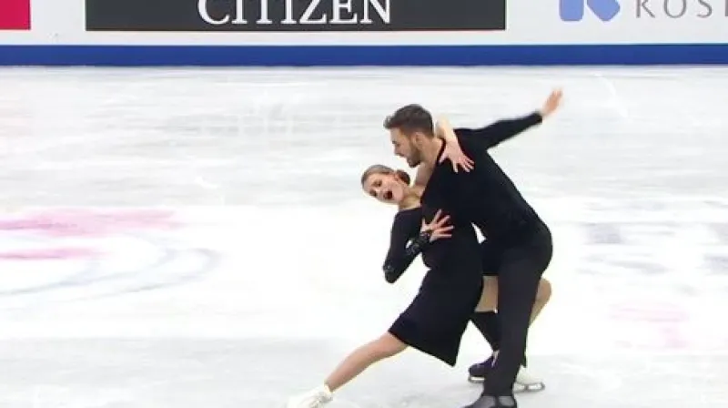 Papadakisová a Cizeron ovládli krátký program