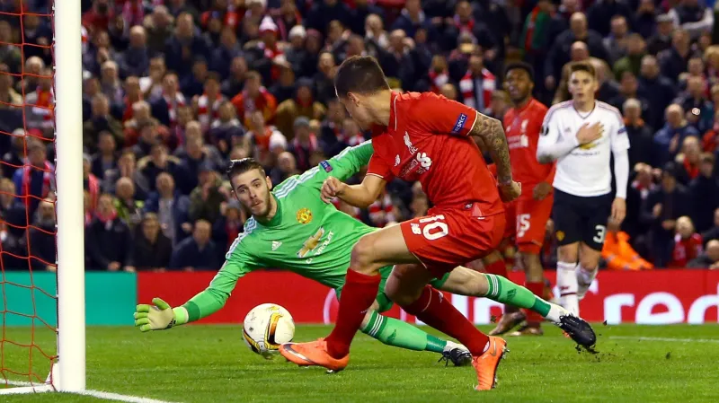 De Gea zasahuje proti Coutinhovi