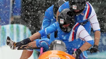 Posádka prvního českého čtyřbobu na startu