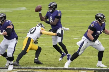 Lamar Jackson pod tlakem obrany Pittsburghu