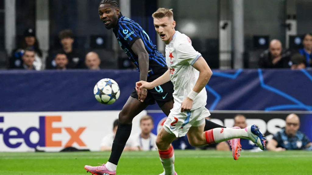 Štěpán Chaloupek v utkání s Interem Milán