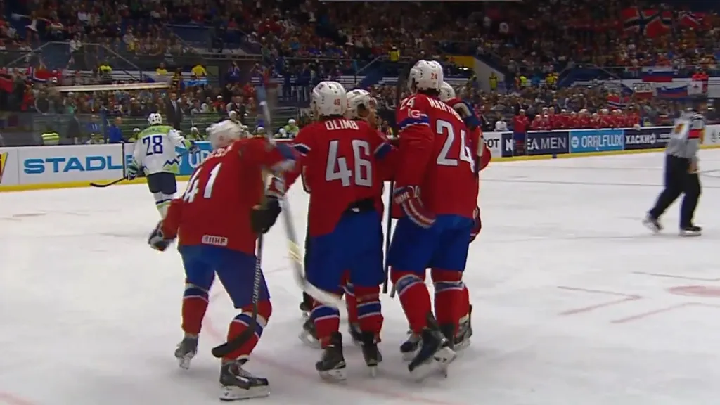 Gól v utkání Slovinsko - Norsko: Thoresen - 0:1 (9. min.)