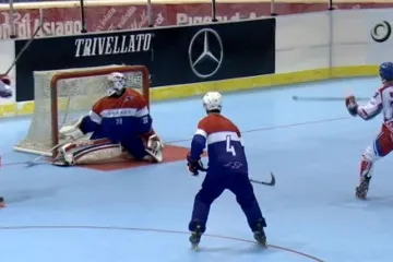 Čeští in-line hokejisté stojí krok od historické obhajoby zlata