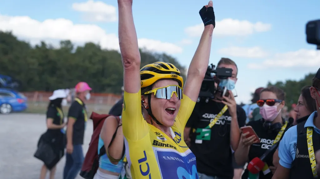 Annemiek van Vleutenová se raduje