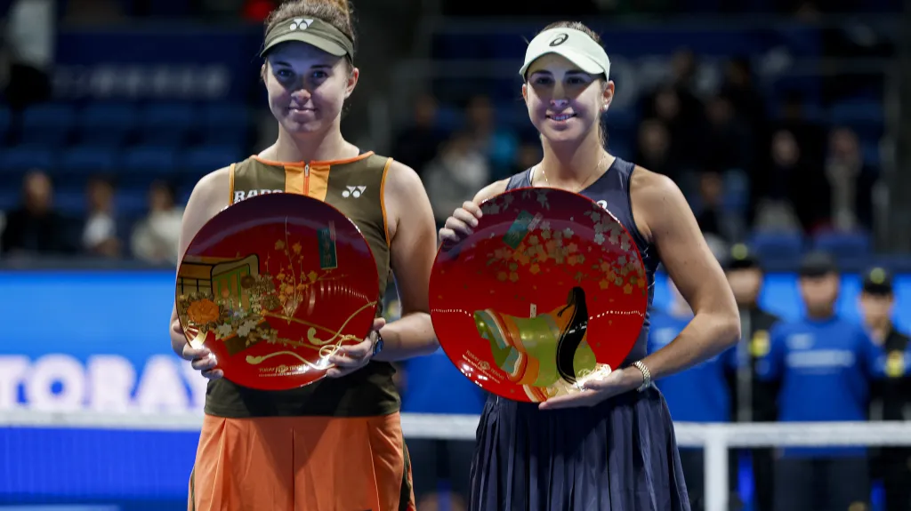 Linda Nosková po finále s Belindou Bencicovou