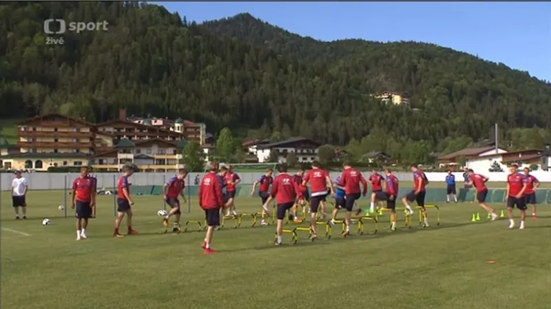 Reprezentace dorazila na soustředění a má za sebou lehký trénink