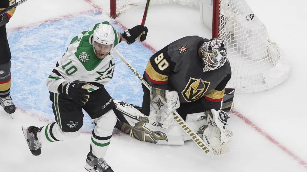 Denis Gurjanov se raduje z vítězného gólu