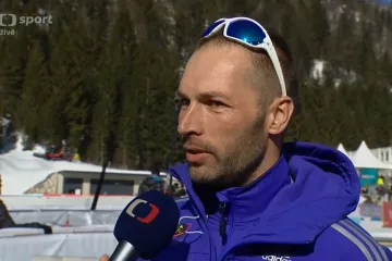 Závodníci prochází před startem třemi kontrolami, říká český rozhodčí