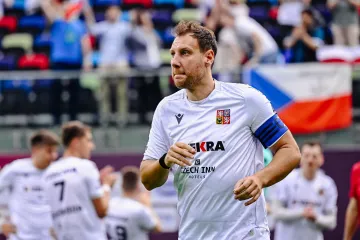 SESTŘIH: Derviševič sebral Čechům naději na medaili, Černohorcům stačil k postupu jediný gól