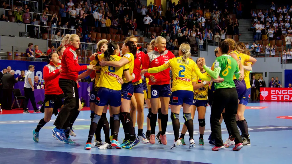 Radost rumunských házenkářek na ME