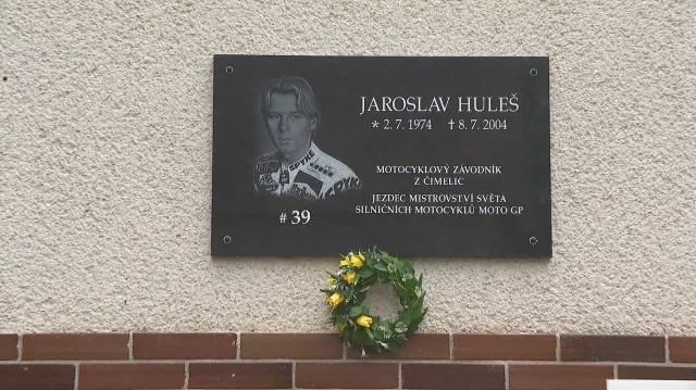 V Čimelicích odhalili pamětní desku Jaroslavu Hulešovi