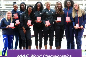 Atletky Velké Británie a USA obdržely medaile za uplynulé MS
