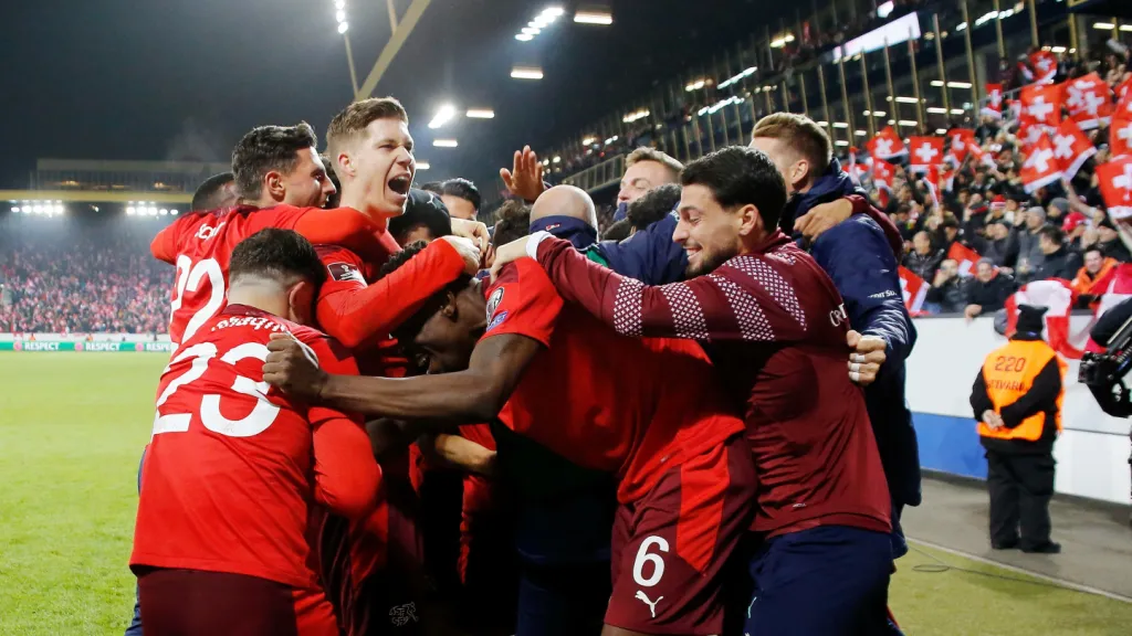 Slavící fotbalisté Švýcarska