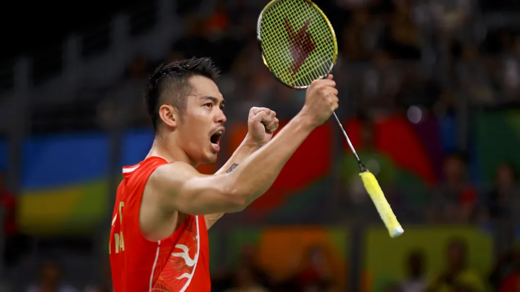 Lin Dan se raduje z vítězství
