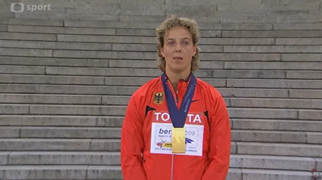 Historické momenty: Steffi Neriusová