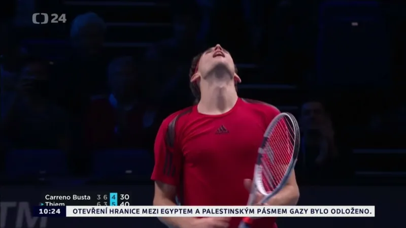 Thiem si poradil s Carreňou a stále může do semifinále