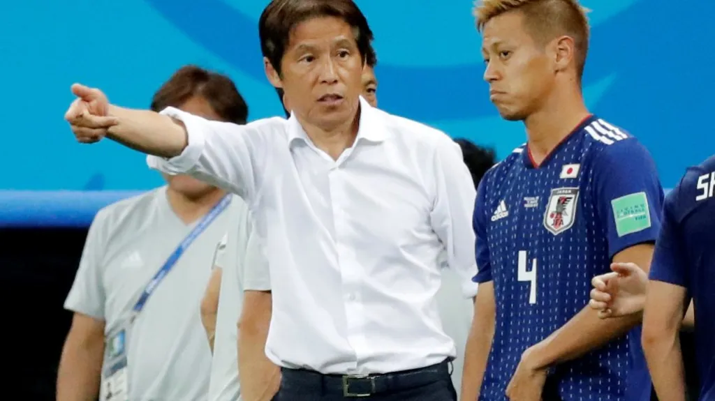 Trenér Akira Nišino