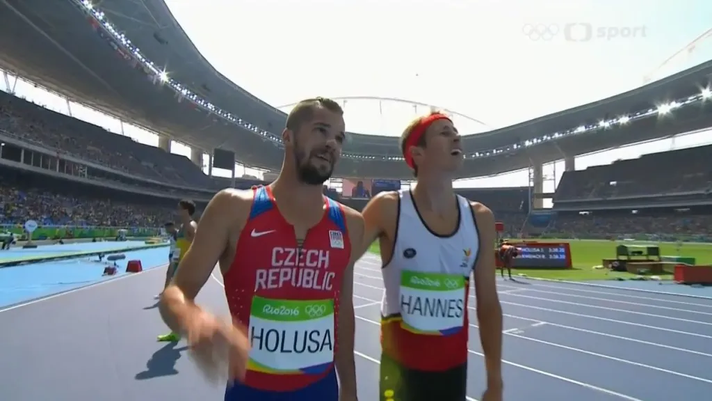 Holuša kontroloval svůj postup do semifinále