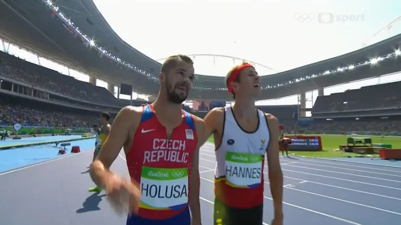 Holuša kontroloval svůj postup do semifinále