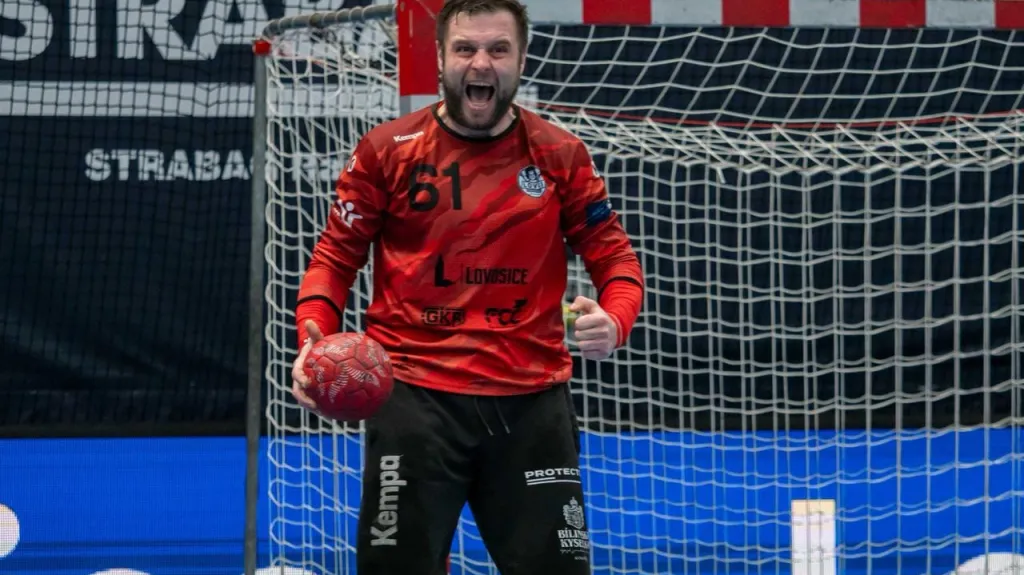 Gólman házenkářů Lovosic