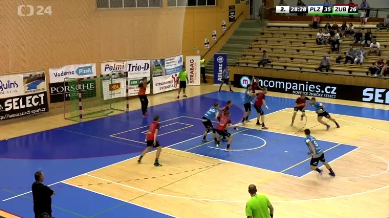 Plzeň na úvod sezony přejela Zubří