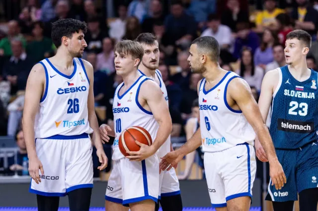 Slovinci si z českých basketbalistů mnoho nedělali. Vyhráli o čtyřicet bodů