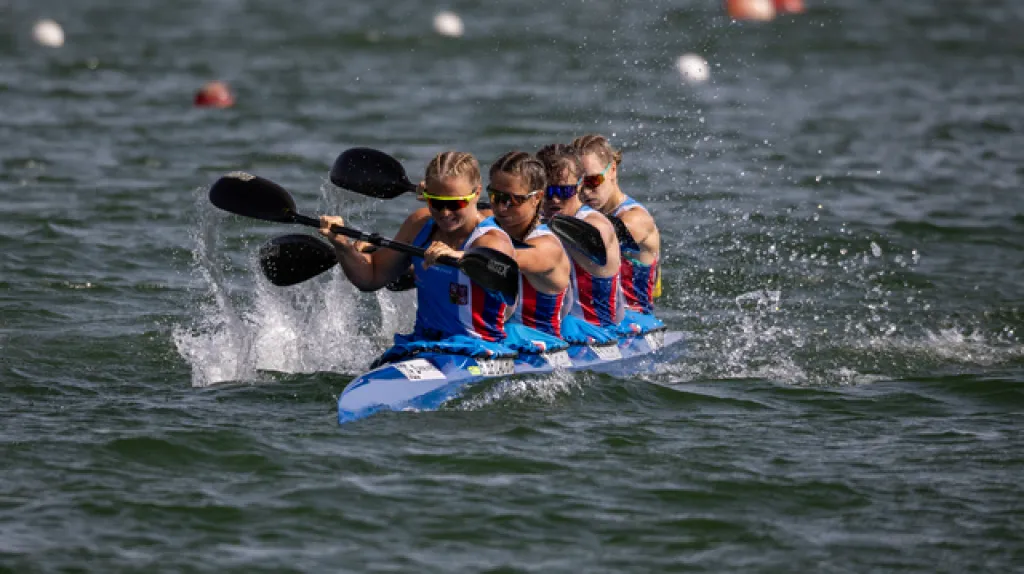 Český stříbrný čtyřkajak žen na MS juniorů
