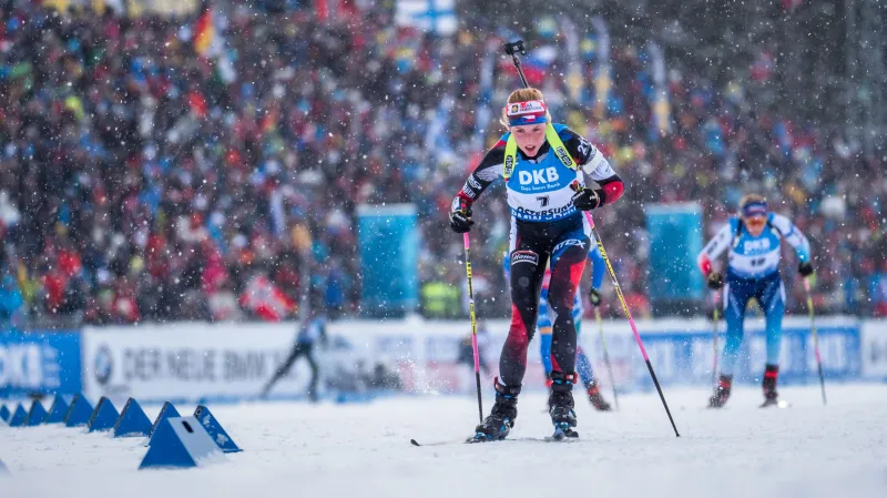 Markéta Davidová během stíhačky na MS