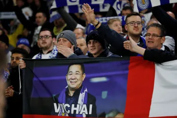 Fanoušci Leicesteru s transparentem bosse