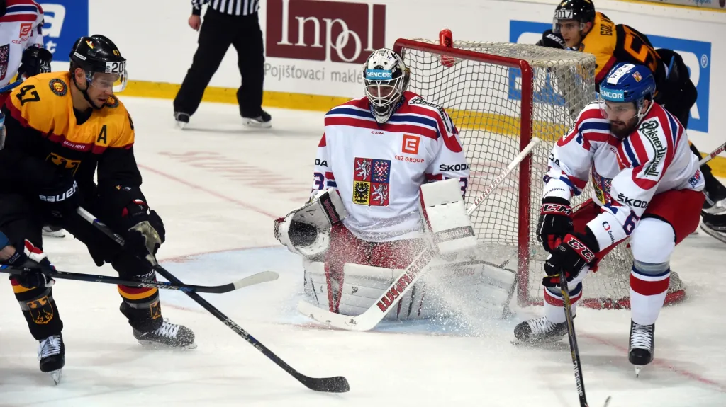 Pavel Francouz v utkání s Německem