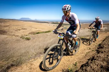 Filip Adel a Vojtěch Neradil na Cape Epic