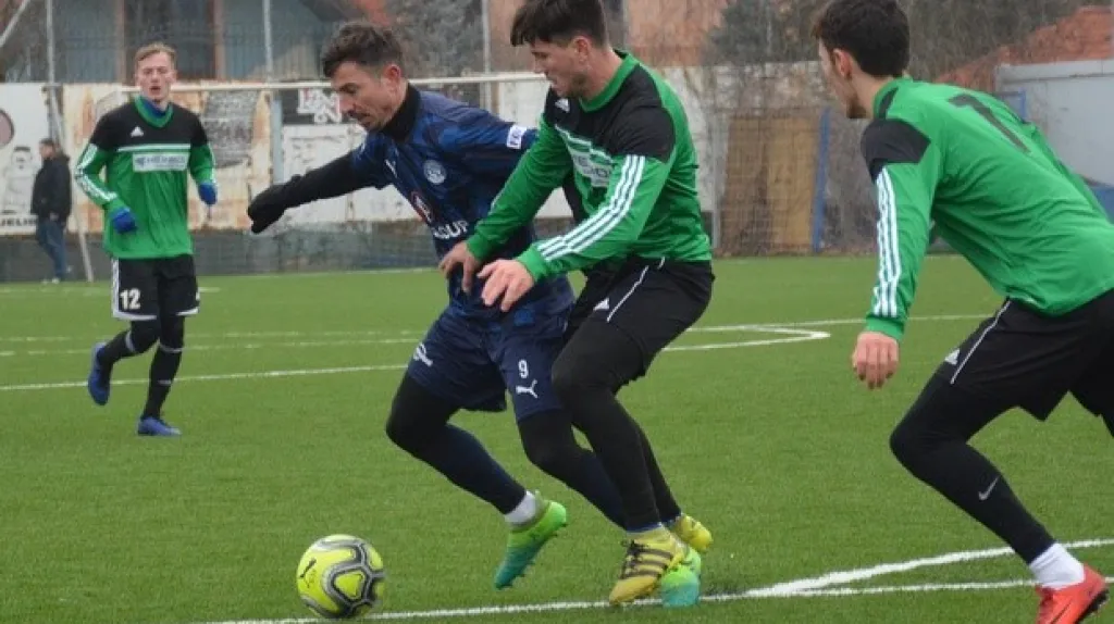 Na umělce v teplákách. Příprava Slovácka s Uničovem 