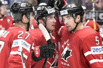 Slavící hokejisté Kanady