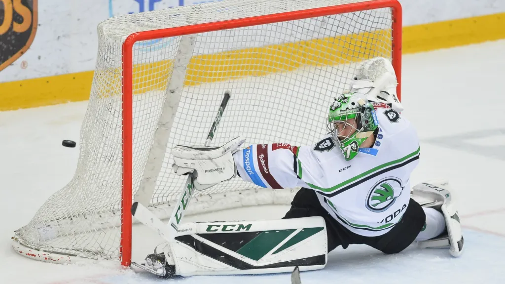 Brankář Mladé Boleslavi Gašper Krošelj