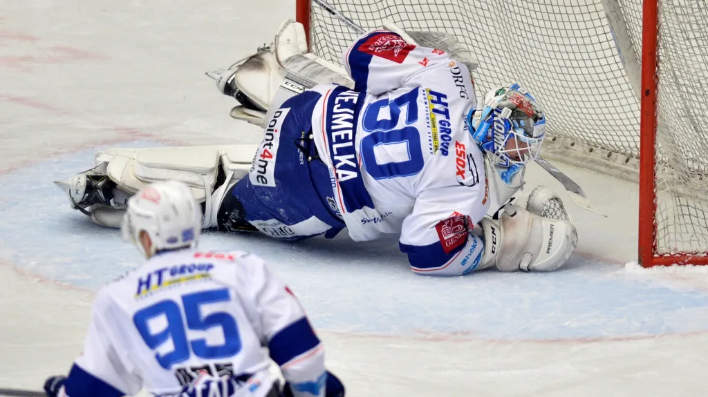 Brněnský brankář Karel Vejmelka