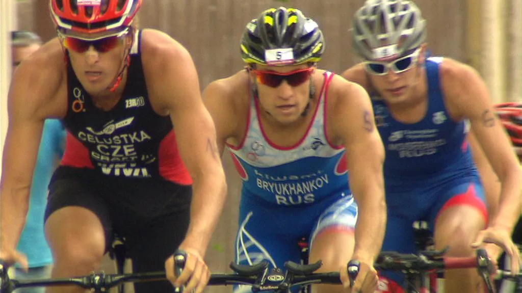 Český pohár v triatlonu pokračoval kláním v Mělníku