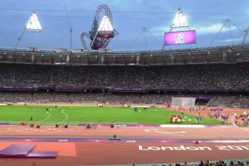Vyprodaný atletický stadion zažije hned dva ceremoniály za hod diskem žen F35/36