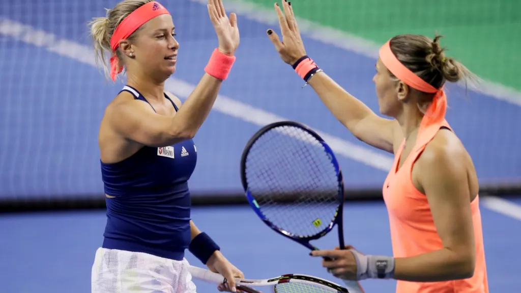 Andrea Hlaváčková a Lucie Hradecká