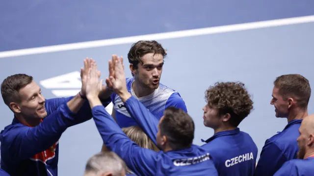 Tenisté vedou po úvodních dvouhrách nad Jižní Koreou 2:0 na zápasy