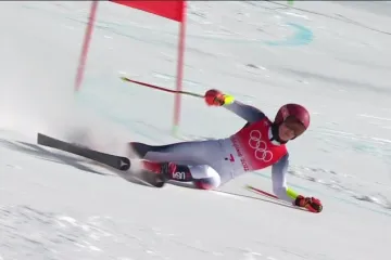 Shiffrinová vypadla v 1. kole obřího slalomu
