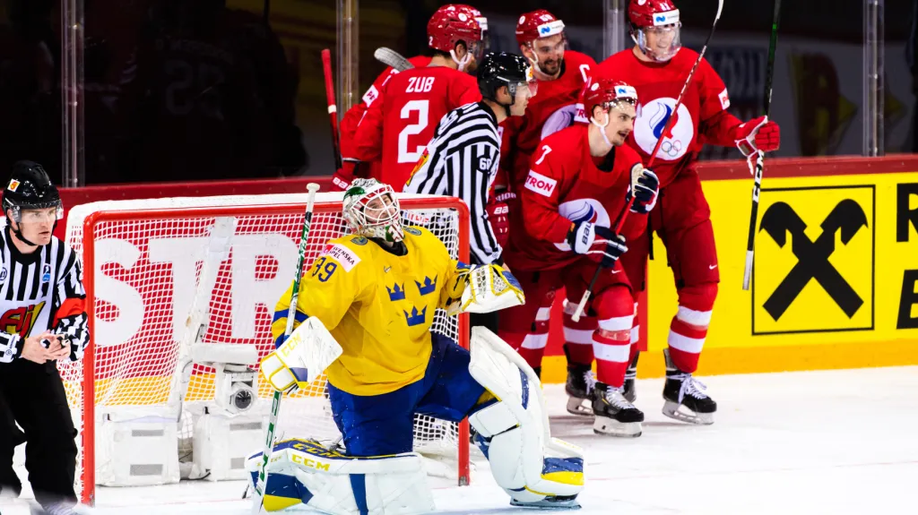 Rusové slaví trefu do sítě Adama Reideborna