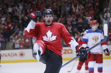 Corey Perry se raduje z branky