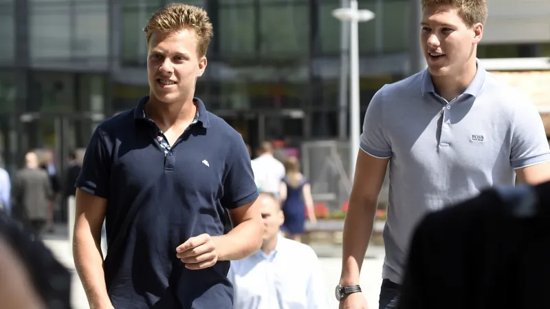 David Pastrňák a Dmitrij Jaškin