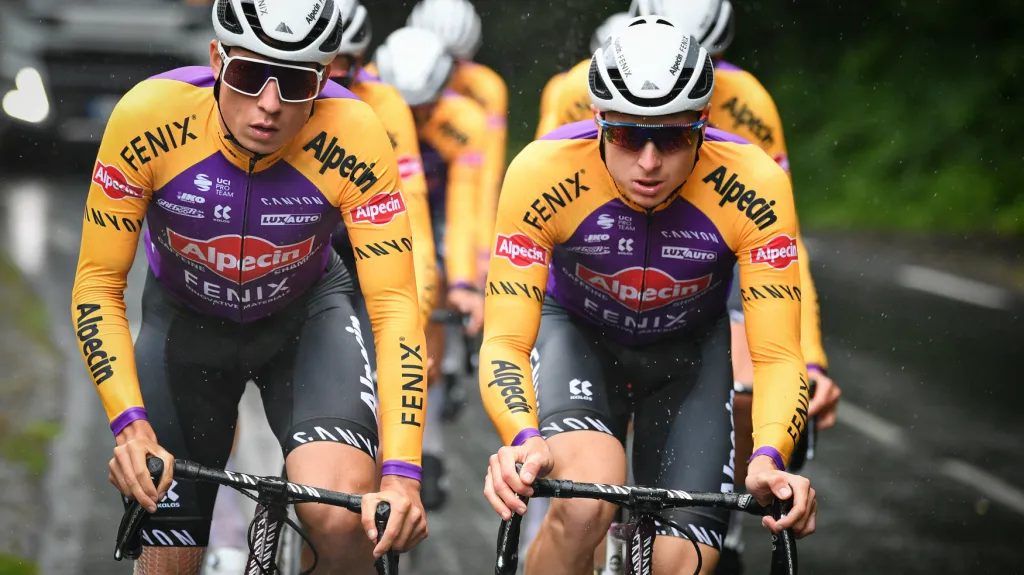 Merci Poupou! Jak tým Alpecin-Fenix změnil dres