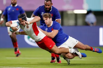 Tonga nedala Francii nic zadarmo