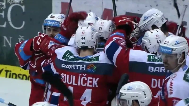 Sestřih a ohlasy 4. čtvrtfinále Pardubice - Třinec